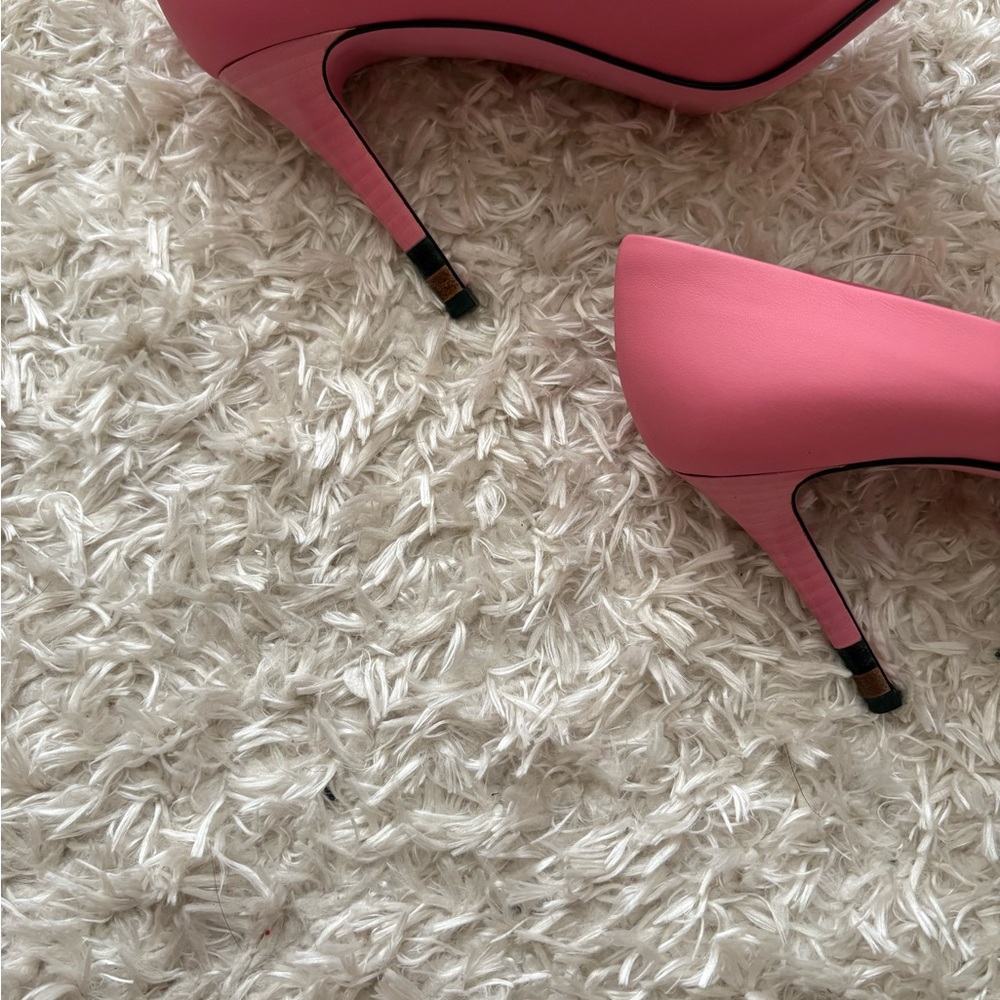 Authentic Fendi Pink Heels with Box - Picture 7 of 10